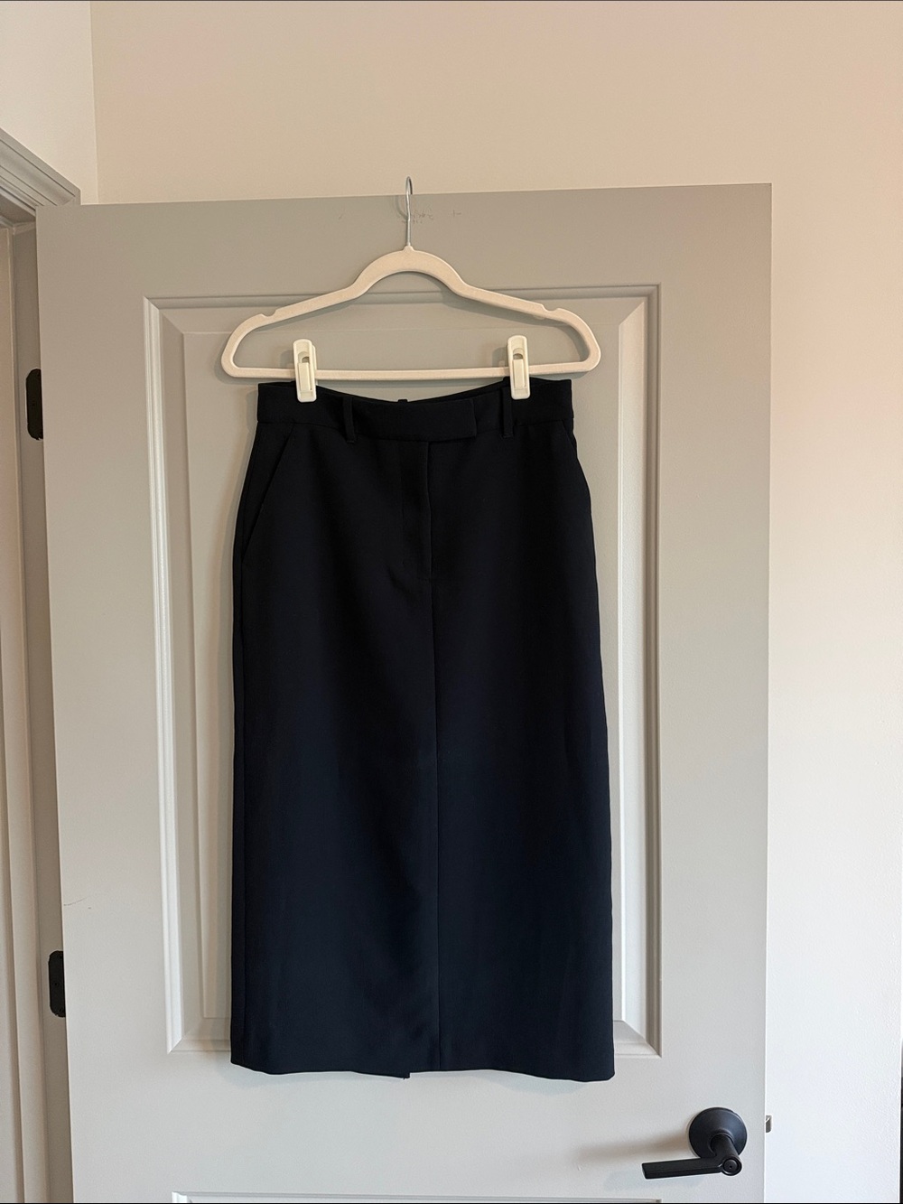 Aritzia Wilfred Midi Skirt